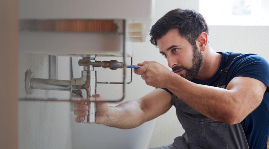Faucet repair for sink in Fortville, IN